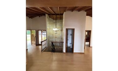 Casa en Arriendo Loma del Chocho Envigado