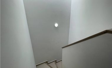 SE ALQUILA HERMOSA CASA EN CONDOMINIO SECTOR CINCO SOLES EN JAMUNDI