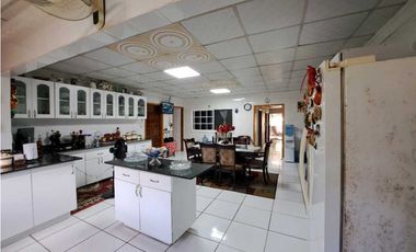 VENTA CASA RO GATÚN COLÓN AMPLIO TERRENO VV