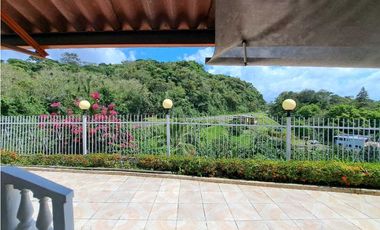 VENTA CASA RO GATÚN COLÓN AMPLIO TERRENO VV