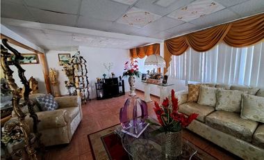 VENTA CASA RO GATÚN COLÓN AMPLIO TERRENO VV