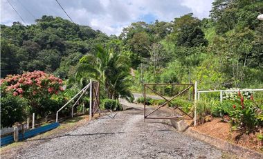 VENTA CASA RO GATÚN COLÓN AMPLIO TERRENO VV