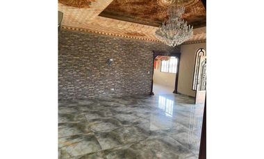 VENTA DE CASA DE 3 HABITACIONES EN AGUADULCE CON PANELES SOLARES