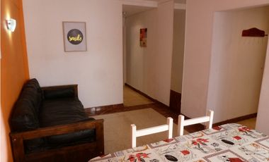 ALQUILER PARA ESTUDIANTES. DOS AMBIENTES CONTRAFRENTE MUY LUMINOSO