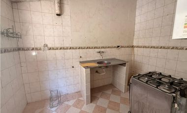 Venta Casa A Renovar 3 Dormitorios Con Patio Zona La Toma