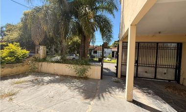 Venta Casa A Renovar 3 Dormitorios Con Patio Zona La Toma