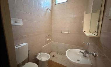 Venta Casa A Renovar 3 Dormitorios Con Patio Zona La Toma