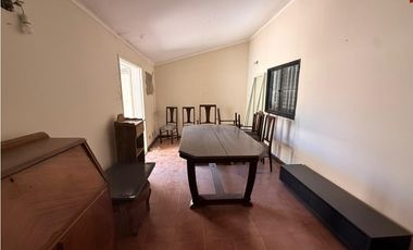 Venta Casa A Renovar 3 Dormitorios Con Patio Zona La Toma
