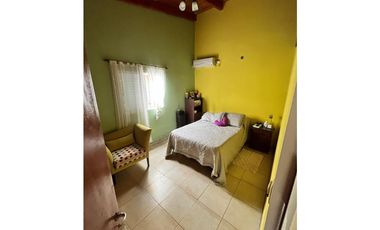 Se venden casas en María Grande sobre Belgrano