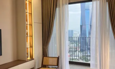Apartment Features: kitchen equipped with refrigerator, oven