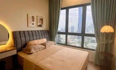 Apartment Features: kitchen equipped with refrigerator, oven