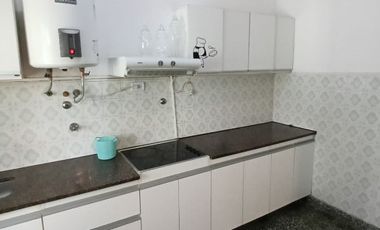 Departamento Tipo Casa en alquiler en Villa Dominico