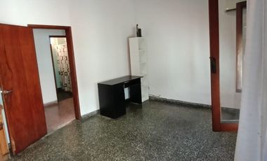 Departamento Tipo Casa en alquiler en Villa Dominico