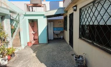 Departamento Tipo Casa en alquiler en Villa Dominico