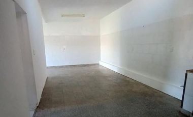 Se vende casa interna en Juan del Campillo 3149