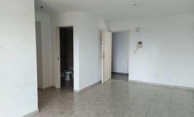 Monoambiente en alquiler en Haedo Centro Sur