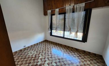 Departamento en alquiler en Valentin Alsina