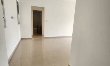 Departamento en venta en Remedios de Escalada Oeste