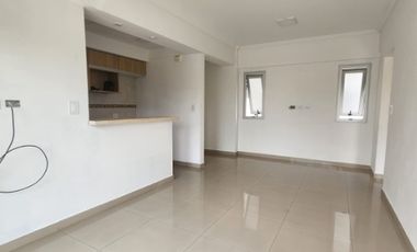 Departamento en venta en Remedios de Escalada Oeste