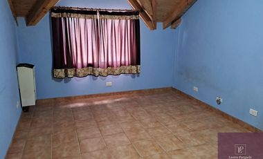 Casa en venta c/ cochera en Junín de los Andes