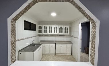 PUERTAS DE PEÑAFLOR