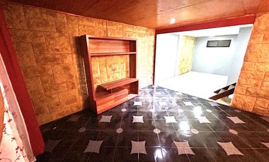 PUERTAS DE PEÑAFLOR