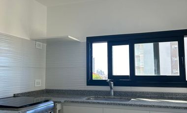 ALQUILER ANUAL departamento 2 ambientes con cochera doble frente al mar