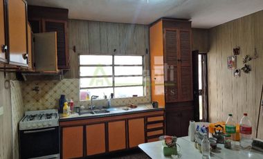 Casa en alquiler en Villa Udaondo