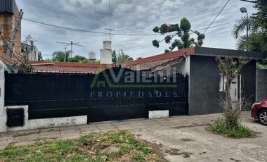 Casa en alquiler en Villa Udaondo