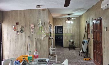 Casa en alquiler en Villa Udaondo