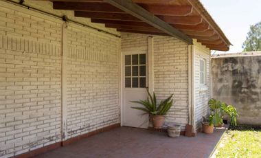 VENTA CASA DUPLEX 4 AMB BARRIO LOS ROBLES BURZACO