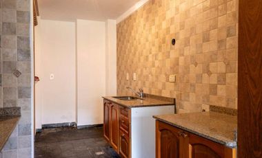 VENTA CASA DUPLEX 4 AMB BARRIO LOS ROBLES BURZACO