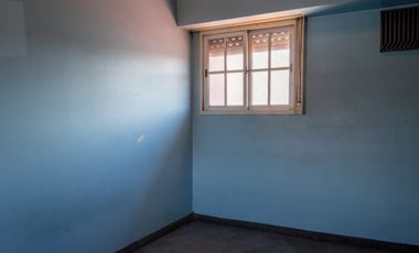 VENTA CASA DUPLEX 4 AMB BARRIO LOS ROBLES BURZACO