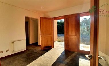 Casa en Arriendo en Camino Carampangue - Colegio Trebulco