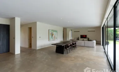 4 Bedroom Villa for sale in Kedungu, Bali