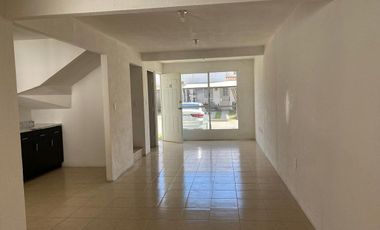 CASA EN RENTA EN VILLAS DEL SAUCE, SAN LUCAS TEPEMAJALCO, EDO DE MEXICO