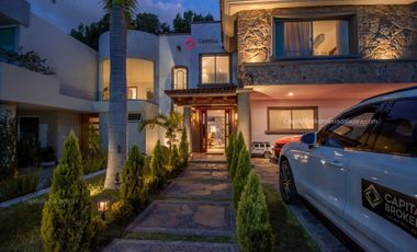 Casa de Lujo en Villa Palmas. Zona Andares