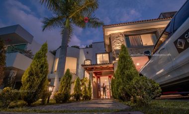 Casa de Lujo en Villa Palmas. Zona Andares