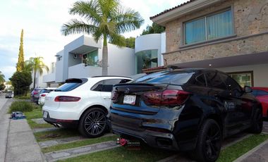 Casa de Lujo en Villa Palmas. Zona Andares