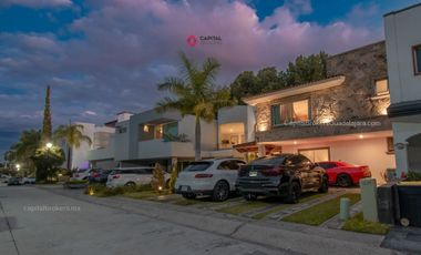 Casa de Lujo en Villa Palmas. Zona Andares