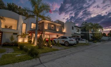 Casa de Lujo en Villa Palmas. Zona Andares