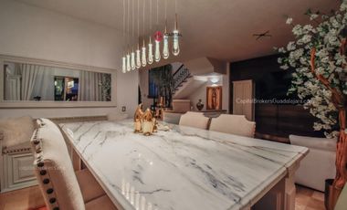 Casa de Lujo en Villa Palmas. Zona Andares