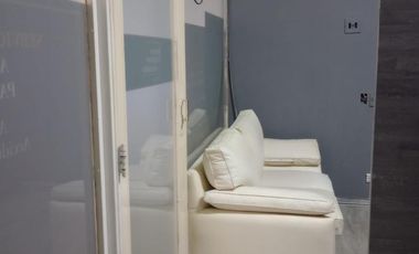 OFICINA ADMINISTRATIVA EN VENTA - AV. ARGENTINA 175, GALERIA JARDIN