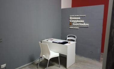 OFICINA ADMINISTRATIVA EN VENTA - AV. ARGENTINA 175, GALERIA JARDIN