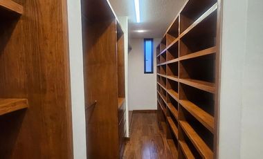 Casa renta en Bosque de las Lomas en privada (F)