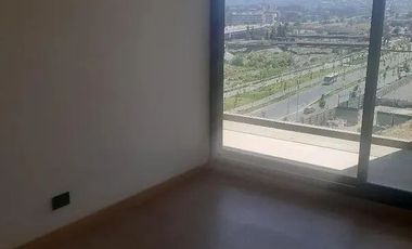 Departamento en arriendo c/ estacionamiento en Tabancura