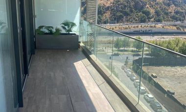 Departamento en arriendo c/ estacionamiento en Tabancura