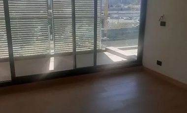 Departamento en arriendo c/ estacionamiento en Tabancura