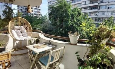 Departamento en arriendo c/ estacionamiento en Parque Bicentenario