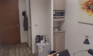 ARRIENDO OFICINA PLAZA ÑUÑOA UNA RECEPCION Y UN PRIVADO
